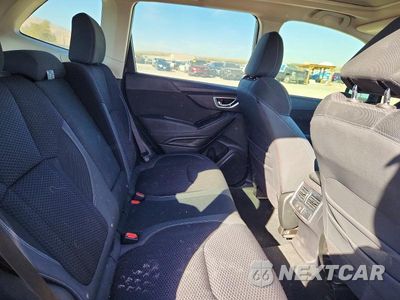 Zdjęcie 10 z 12 samochodu: 2021 SUBARU FORESTER PREMIUM VIN:JF2SKAJC8MH572301 - miniatura