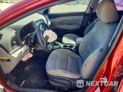 Zdjęcie 7 z 13 samochodu: 2018 HYUNDAI ELANTRA SEL VIN:5NPD84LF6JH244337 - miniatura