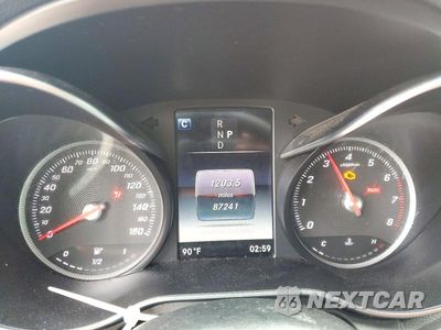 Zdjęcie 9 z 13 samochodu: 2018 MERCEDES-BENZ C 300 4MATIC VIN:55SWF4KB3JU240837 - miniatura