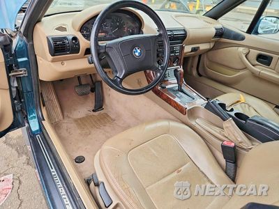 Zdjęcie 8 z 12 samochodu: 1998 BMW Z3 1.9 VIN:4USCH7333WLD16985 - miniatura