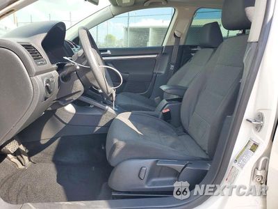 Zdjęcie 7 z 12 samochodu: 2010 VOLKSWAGEN JETTA S VIN:3VWJZ7AJ8AM040106 - miniatura