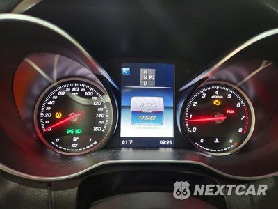 Zdjęcie 9 z 13 samochodu: 2018 MERCEDES-BENZ C 300 VIN:55SWF4JB6JU271307 - miniatura