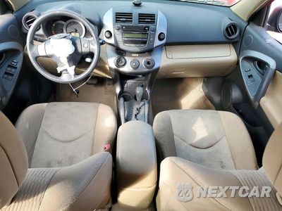Zdjęcie 8 z 13 samochodu: 2009 TOYOTA RAV4 BASE VIN:JTMZF33V89D008481 - miniatura