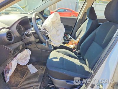 Zdjęcie 7 z 12 samochodu: 2024 NISSAN KICKS S VIN:3N1CP5BV4RL568057 - miniatura