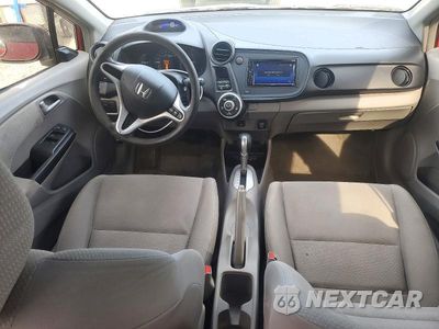Zdjęcie 8 z 14 samochodu: 2013 HONDA INSIGHT VIN:JHMZE2H30DS005162 - miniatura