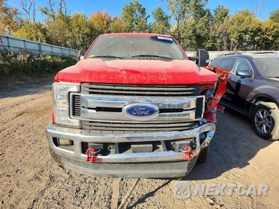 Piąte zdjęcie samochodu w środku: 2019 FORD F-250 VIN:1FT7W2B67KEG56390 - miniatura