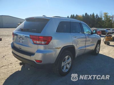 Trzecie zdjęcie samochodu z tyłu: 2012 JEEP GRAND CHEROKEE LAREDO VIN:1C4RJFAT8CC218481 - miniatura