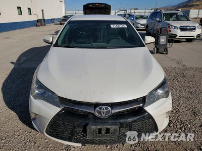Piąte zdjęcie samochodu w środku: 2016 TOYOTA CAMRY SE VIN:4T1BF1FK2GU241790 - miniatura