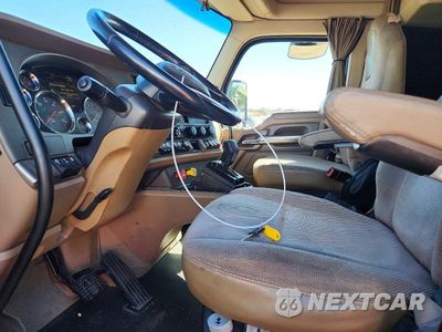 Zdjęcie 7 z 14 samochodu: 2016 KENWORTH T680 SEMI TRUCK VIN:1XKYDP9X0GJ468822 - miniatura
