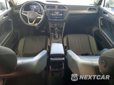 Zdjęcie 8 z 13 samochodu: 2023 VOLKSWAGEN TIGUAN SE VIN:3VVNB7AX6PM017883 - miniatura