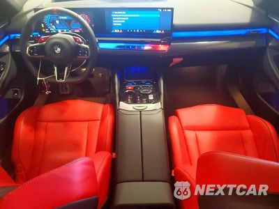 Zdjęcie 8 z 12 samochodu: 2026 BMW M5 VIN:WBS83FK08TCU92153 - miniatura