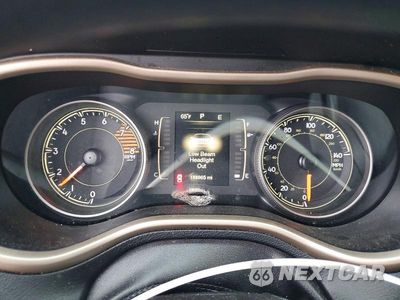 Zdjęcie 9 z 12 samochodu: 2016 JEEP CHEROKEE SPORT VIN:1C4PJMAS7GW372512 - miniatura