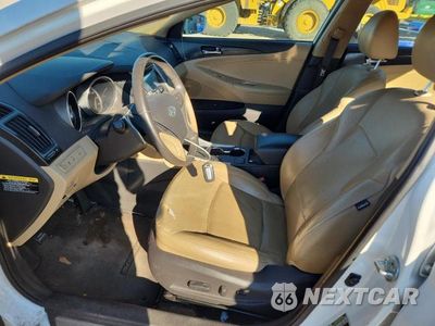 Zdjęcie 7 z 13 samochodu: 2014 HYUNDAI SONATA LIMITED 2.0T VIN:5NPEC4AB3EH942591 - miniatura