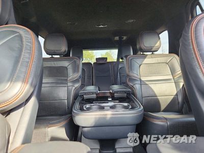 Zdjęcie 10 z 13 samochodu: 2023 LINCOLN NAVIGATOR L BLACK LABEL VIN:5LMJJ3TGXPEL00193 - miniatura
