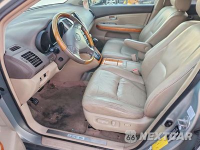 Zdjęcie 7 z 13 samochodu: 2007 LEXUS RX 350 VIN:2T2HK31U67C001777 - miniatura