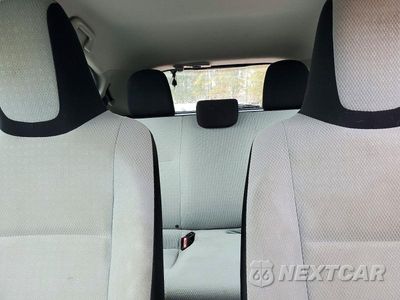 Zdjęcie 10 z 13 samochodu: 2014 TOYOTA PRIUS C ONE VIN:JTDKDTB3XE1564049 - miniatura