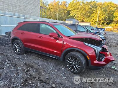 Czwarte zdjęcie samochodu z boku: 2019 CADILLAC XT4 SPORT VIN:1GYFZFR44KF156531 - miniatura