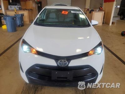 Piąte zdjęcie samochodu w środku: 2017 TOYOTA COROLLA LE VIN:5YFBURHE3HP719357 - miniatura