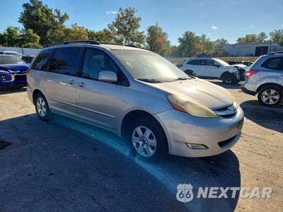 Czwarte zdjęcie samochodu z boku: 2006 TOYOTA SIENNA XLE 7 PASSENGER VIN:5TDZA22C56S443662 - miniatura