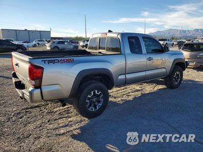 Trzecie zdjęcie samochodu z tyłu: 2018 TOYOTA TACOMA TRD OFF-ROAD VIN:5TFSZ5AN0JX164752 - miniatura
