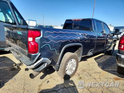 Trzecie zdjęcie samochodu z tyłu: 2020 CHEVROLET SILVERADO K3500 LT VIN:1GC4YTEY6LF231562 - miniatura