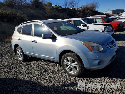 Czwarte zdjęcie samochodu z boku: 2013 NISSAN ROGUE S VIN:JN8AS5MV1DW114100 - miniatura