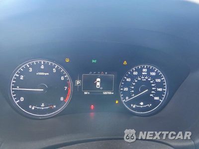 Zdjęcie 9 z 12 samochodu: 2016 HYUNDAI GENESIS 3.8L VIN:KMHGN4JE2GU126280 - miniatura