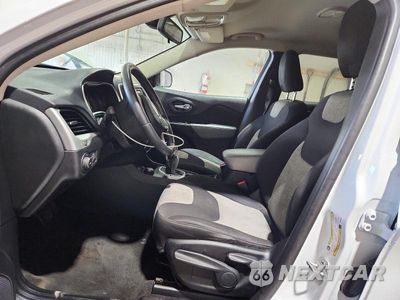 Zdjęcie 7 z 13 samochodu: 2014 JEEP CHEROKEE LATITUDE VIN:1C4PJMCB3EW180627 - miniatura