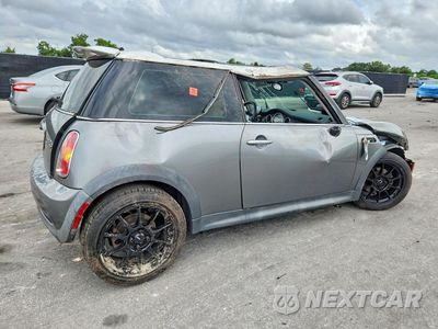 Trzecie zdjęcie samochodu z tyłu: 2004 MINI COOPER S VIN:WMWRE33414TD82178 - miniatura