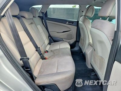 Zdjęcie 11 z 13 samochodu: 2018 HYUNDAI TUCSON SEL VIN:KM8J3CA42JU698213 - miniatura