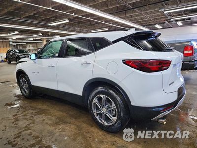 Drugie zdjęcie samochodu z przodu: 2025 CHEVROLET BLAZER 2LT VIN:3GNKBCR45SS221140 - miniatura