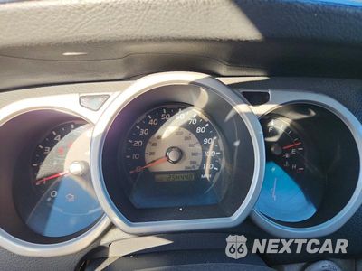 Zdjęcie 9 z 14 samochodu: 2004 TOYOTA 4RUNNER SR5 VIN:JTEZU14R640036447 - miniatura