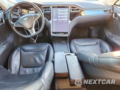 Zdjęcie 8 z 12 samochodu: 2016 TESLA MODEL S VIN:5YJSA1E2XGF155799 - miniatura