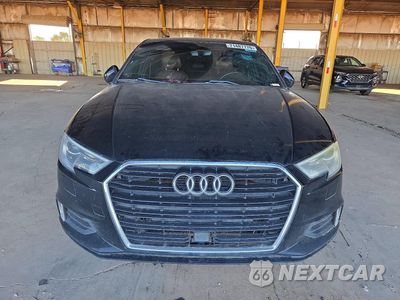 Piąte zdjęcie samochodu w środku: 2018 AUDI A3 PREMIUM VIN:WAUAUGFF6J1043408 - miniatura