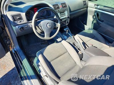 Zdjęcie 8 z 12 samochodu: 2008 VOLKSWAGEN RABBIT L VIN:WVWBB71K98W162830 - miniatura