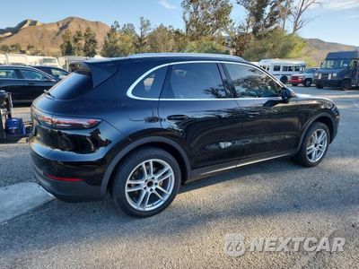 Trzecie zdjęcie samochodu z tyłu: 2019 PORSCHE CAYENNE VIN:WP1AA2AY8KDA13090 - miniatura