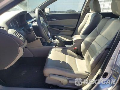 Zdjęcie 7 z 13 samochodu: 2010 HONDA ACCORD LX VIN:1HGCP2F36AA100493 - miniatura