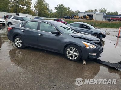 Czwarte zdjęcie samochodu z boku: 2013 NISSAN ALTIMA 2.5 VIN:1N4AL3AP4DN428483 - miniatura
