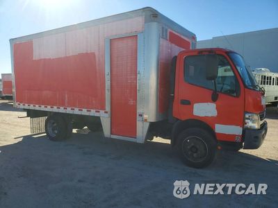Czwarte zdjęcie samochodu z boku: 2017 HINO 195 BOX TRUCK VIN:JHHSDM2HXHK005551 - miniatura