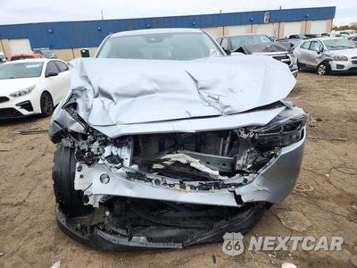 Piąte zdjęcie samochodu w środku: 2023 MAZDA CX-5 PREFERRED VIN:JM3KFBCM4P0222737 - miniatura