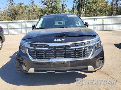Piąte zdjęcie samochodu w środku: 2025 KIA SELTOS EX VIN:KNDERCAA0S7749833 - miniatura