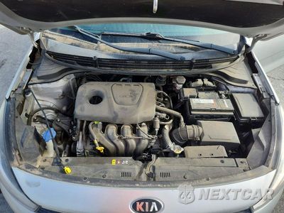 Zdjęcie 11 z 12 samochodu: 2018 KIA RIO 5-DOOR LX VIN:3KPA25AB8JE067885 - miniatura