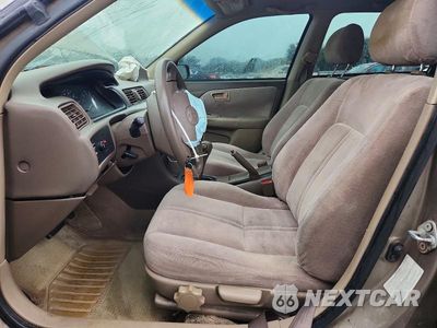 Zdjęcie 7 z 12 samochodu: 1999 TOYOTA CAMRY VIN:4T1BG22K9XU511722 - miniatura