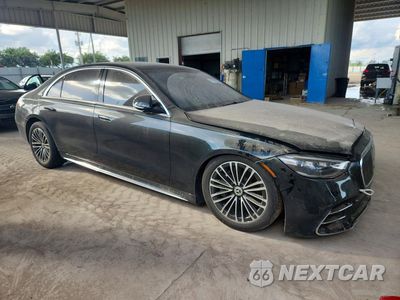 Czwarte zdjęcie samochodu z boku: 2023 MERCEDES-BENZ S 580 4MATIC VIN:W1K6G7GBXPA200237 - miniatura