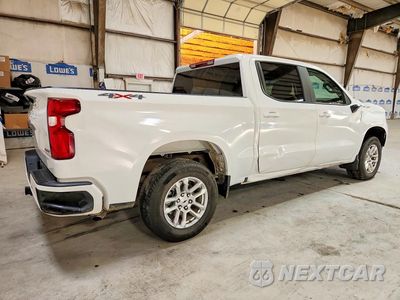 Trzecie zdjęcie samochodu z tyłu: 2026 CHEVROLET SILVERADO K1500 RST VIN:1GCUKEED5TZ254243 - miniatura