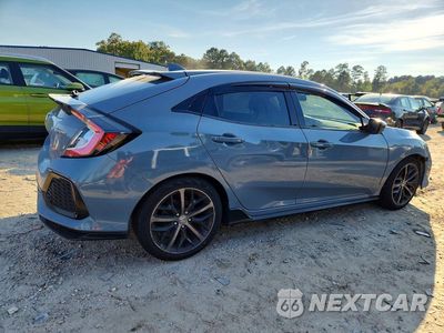 Trzecie zdjęcie samochodu z tyłu: 2018 HONDA CIVIC SPORT VIN:SHHFK7H46JU239641 - miniatura