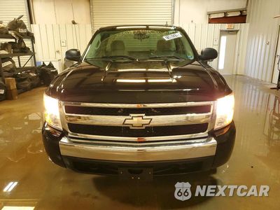 Piąte zdjęcie samochodu w środku: 2007 CHEVROLET SILVERADO K1500 VIN:1GCEK14097Z552912 - miniatura