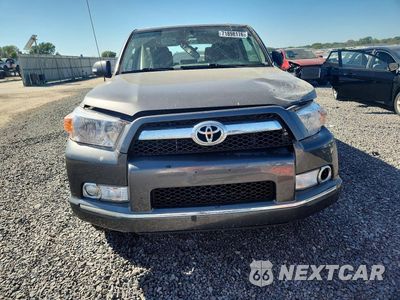 Piąte zdjęcie samochodu w środku: 2013 TOYOTA 4RUNNER SR5 VIN:JTEBU5JR0D5123230 - miniatura