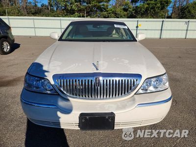 Piąte zdjęcie samochodu w środku: 2007 LINCOLN TOWN CAR SIGNATURE VIN:1LNHM81WX7Y624209 - miniatura