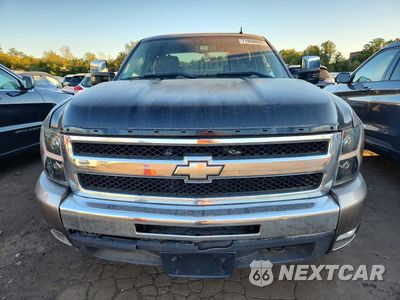Piąte zdjęcie samochodu w środku: 2011 CHEVROLET SILVERADO K1500 LT VIN:1GCRKSE37BZ324299 - miniatura